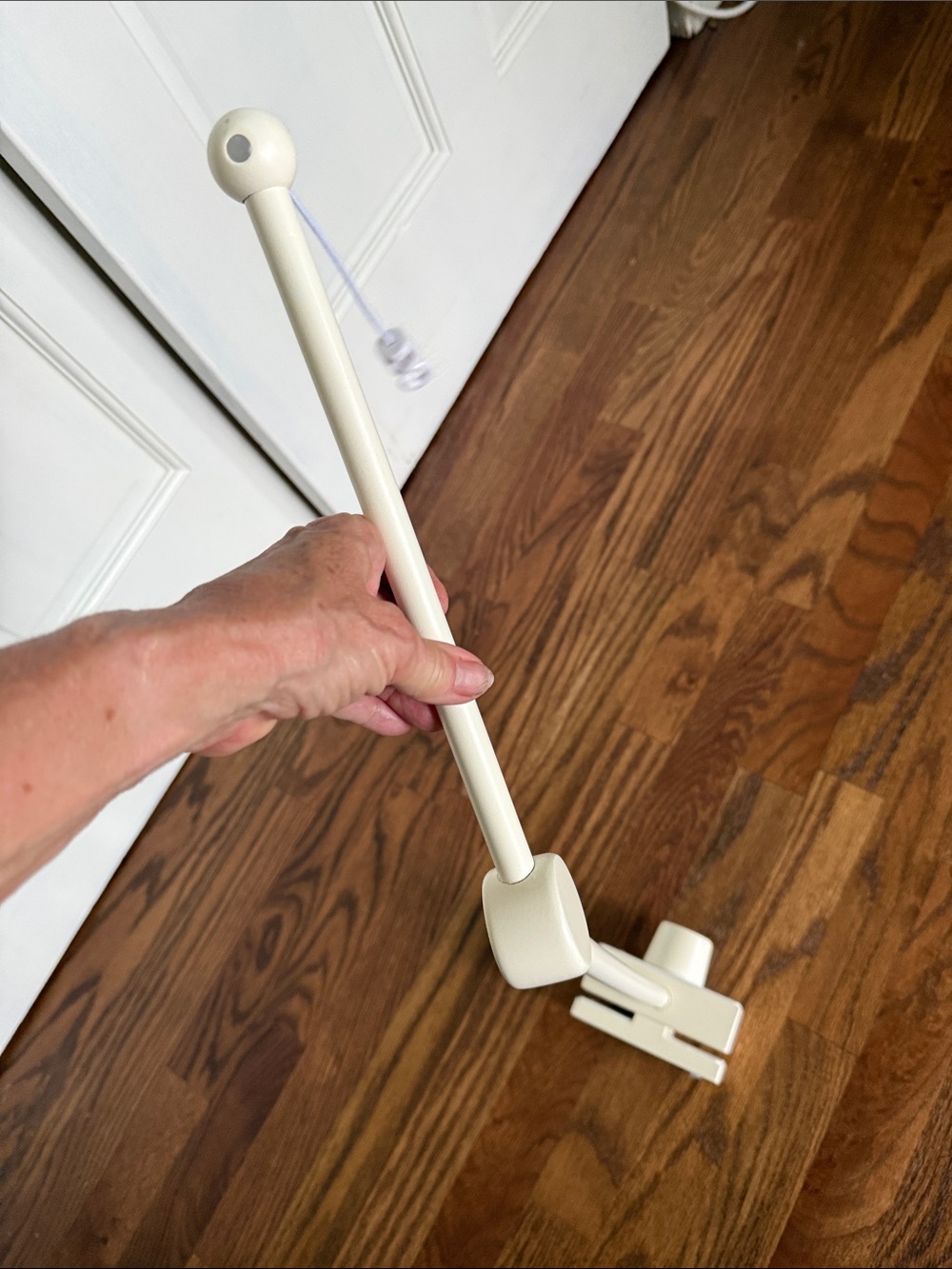 Pottery Barn Crib Mobile Arm White - Picture 2 of 3